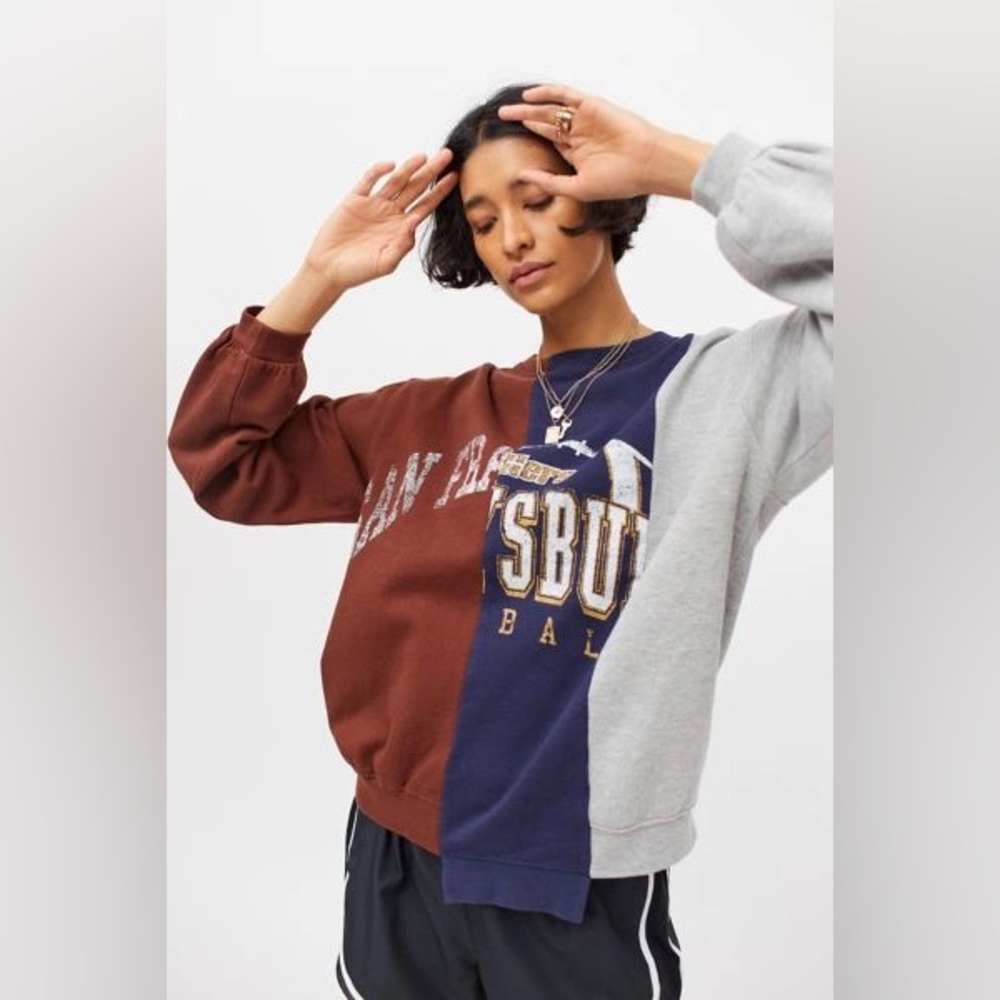 urban outfitters crewneck